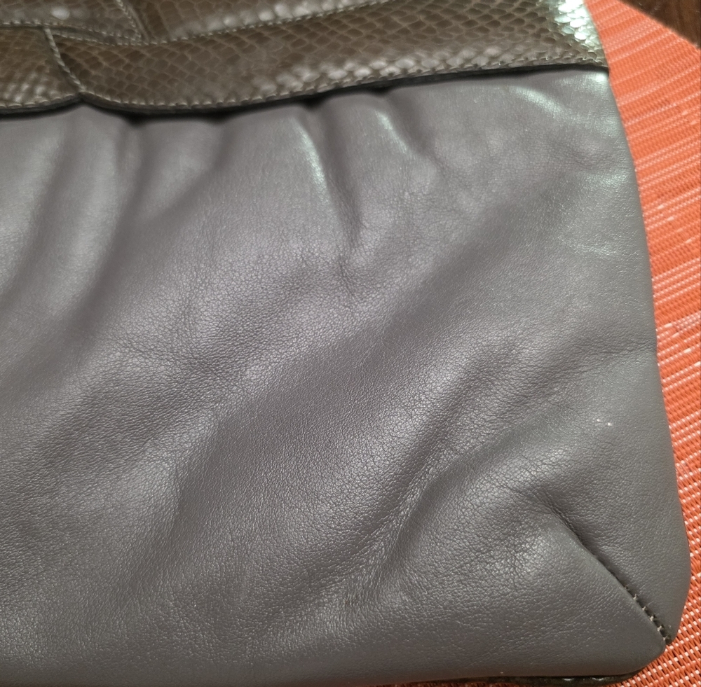 Vintage Etienne Aigner  Grey Snake Leather Bag Clutch - Picture 3 of 11